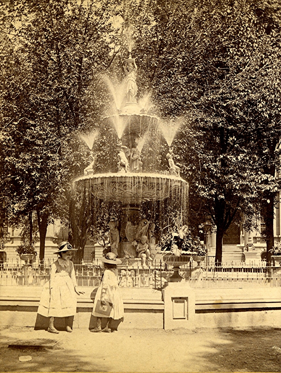 Courthouse Square Fountain, Late 1880s